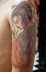 tatuagens-de-gueixa-no-braco-12-191x300