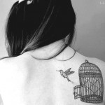 Tatuagem-feminina-nas-costas-150x150