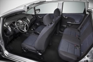 Novo-Honda-Fit-2024-interior-fotos-300x200