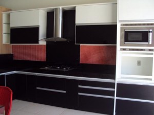 armario-de-cozinha-planejado-fotos-300x225