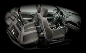novo-Fiat-Grand-Siena-interior-300x187