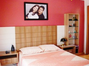 modelos-decoracao-barata-quarto-casal-300x224