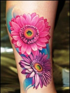 novas-tatuagens-femininas-de-flores-225x300