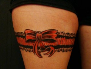tatuagens-femininas-na-coxa-300x228