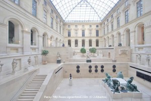 ingresso-museu-louvre-300x200